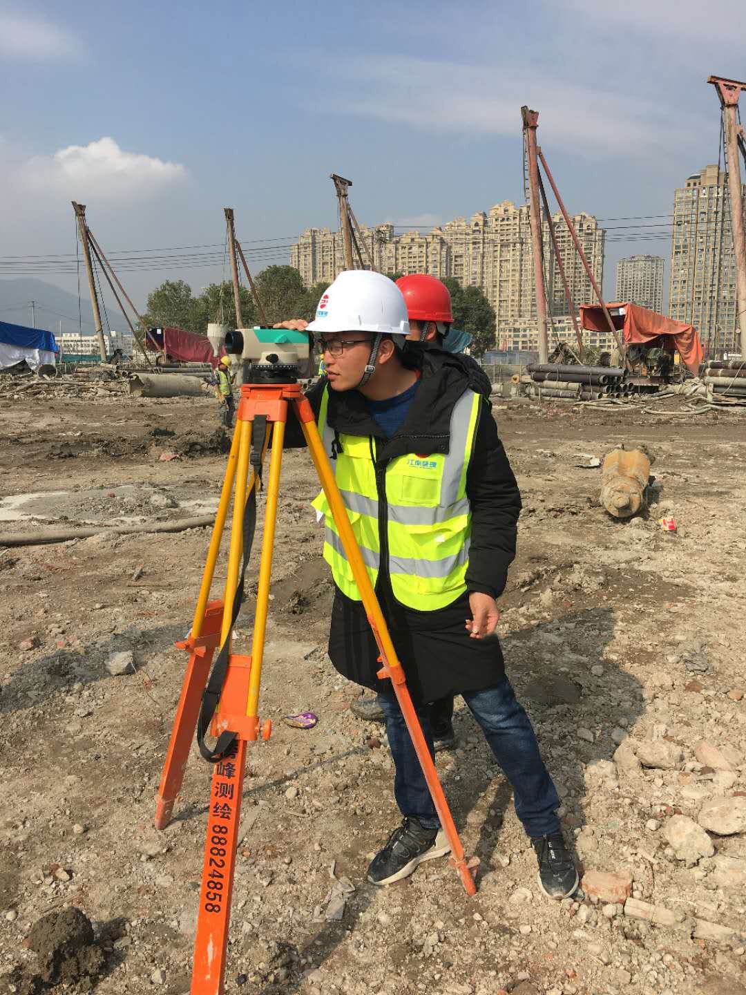 1589362454854580.jpg lindingy.jpg