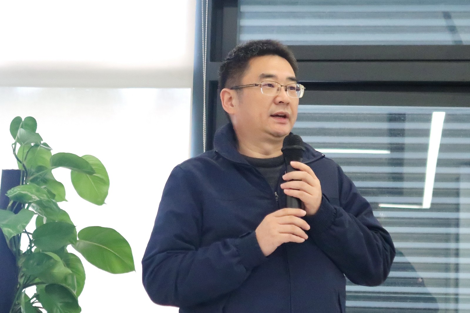 1640747224490111.jpg 1640747224490111.jpg