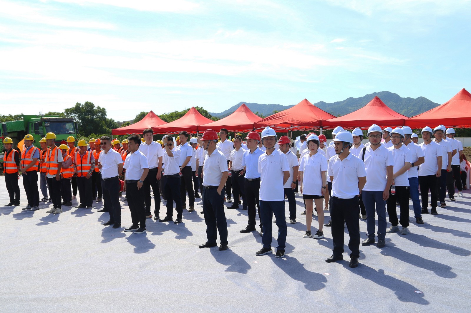 1687997680437605.jpg 1687997680437605.jpg