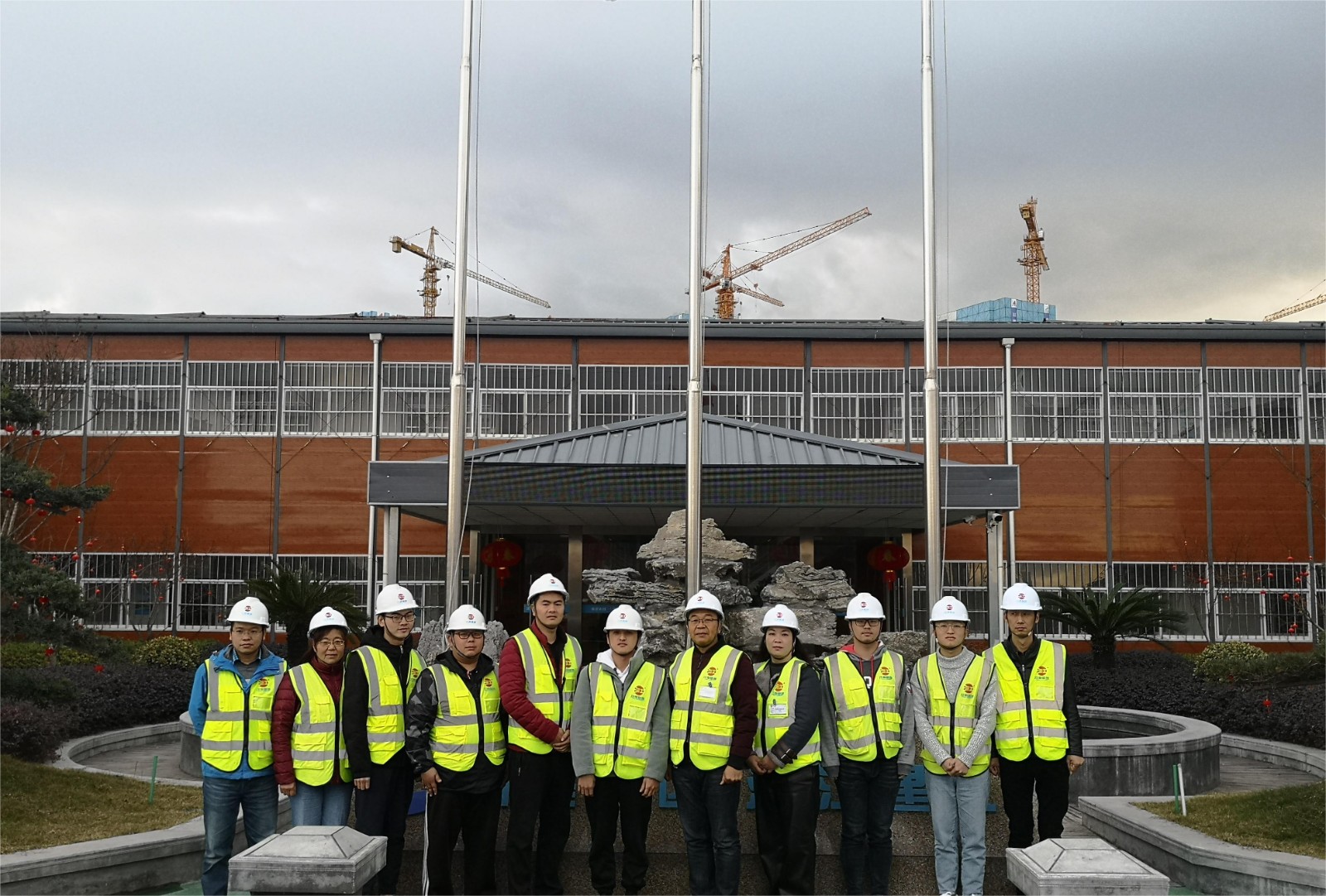 1693970984997595.jpg 1693970984997595.jpg