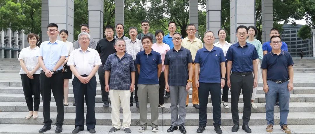 江南管理圓滿主辦西湖區2022年重點學術活動項目——防疫酒店裝配式建筑學術研討會